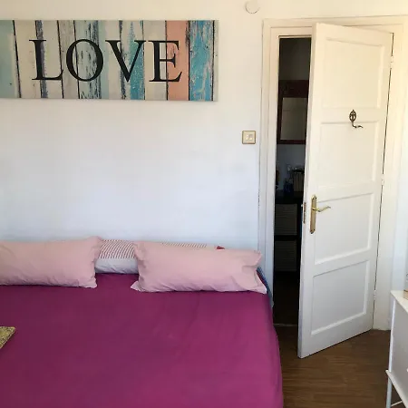 Проживание в семье Atxuri Private Room *